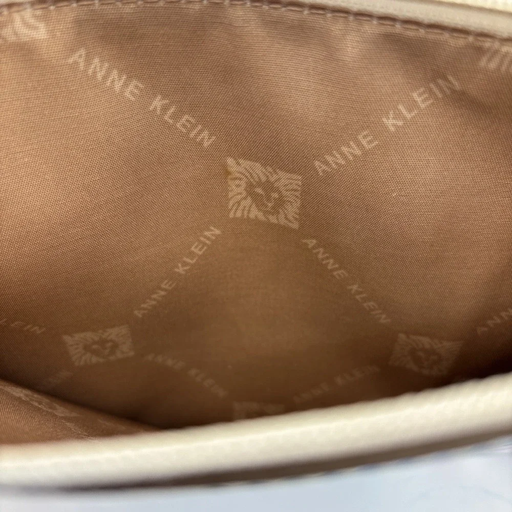 Anne Klein Colorful Watercolor Floral Wristlet Purse Bag Gold Hardware 10.5x7.5
